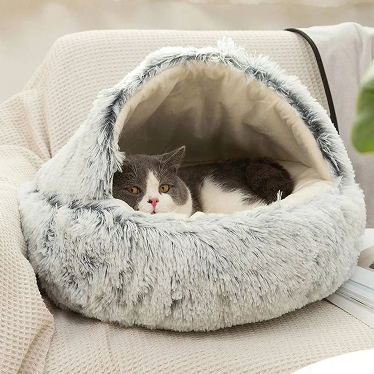 Round Plush Hooded Cats or Small Dogs Bed