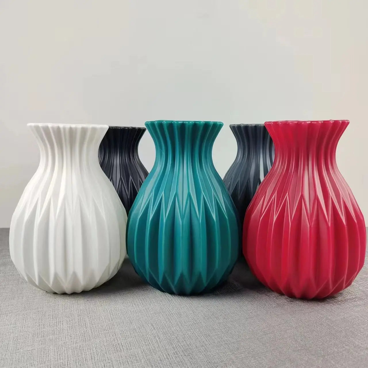Nordic Imitation Ceramic Vase: Elegant Decor for Living Rooms and Weddings