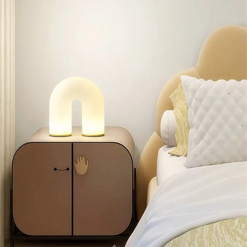 Elegant U-Arched Desktop Nightlight – A Simple and Creative Bedside Lamp for Home, Bedroom, and Study Atmosphere